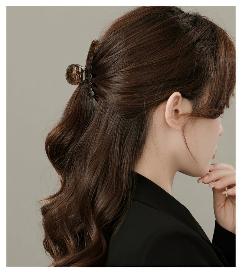 べっ甲風 大きめカーブヘアクリップ