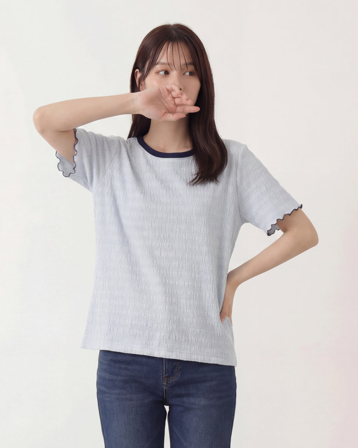 ライトブルー 配色ラウンドネック 波柄テクスチャーTシャツ