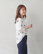 コットン 100% 通気抜群 蒸れにくい 夏快適半袖 | ホワイト 小さめVネック 花柄シャツ