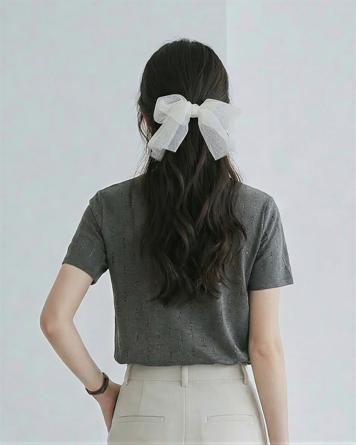 縦ラインスパンコール付き クルーネック ストレート 半袖Tシャツ