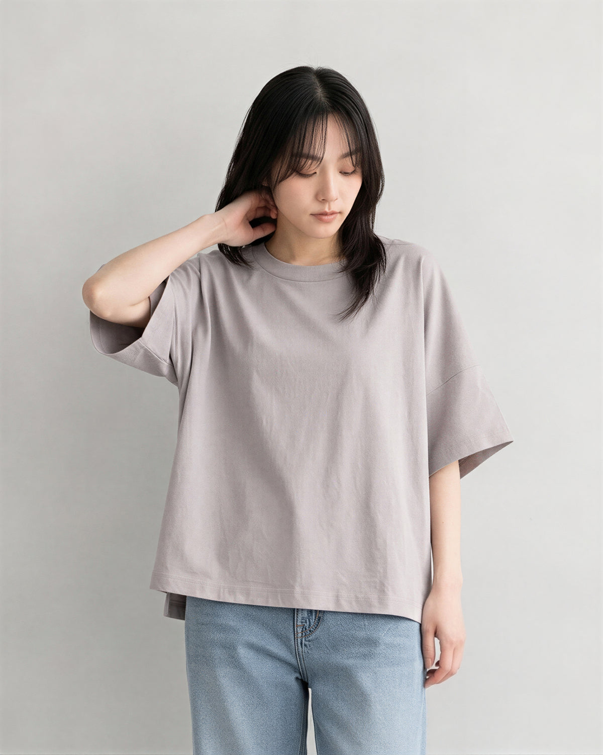 ゆったりドロップショルダー スリットTシャツ