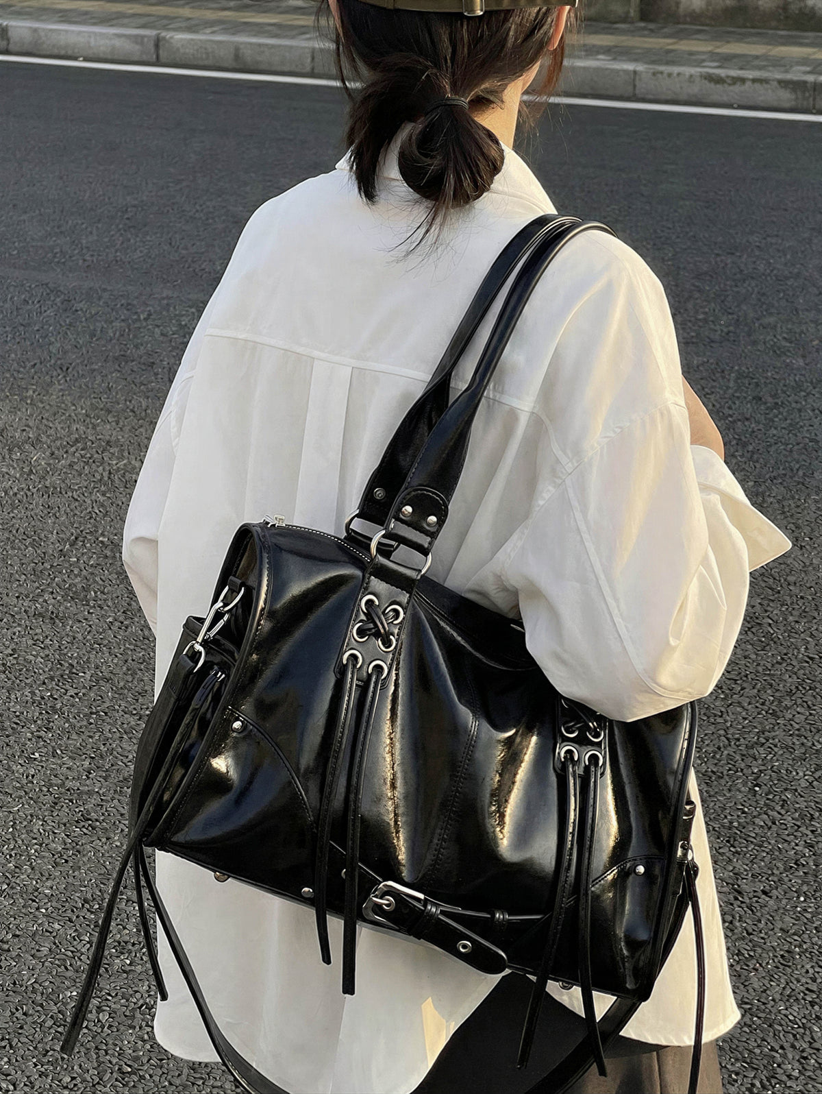 レトロレースアップ スタッズ 大容量ハンド・ショルダーバッグ