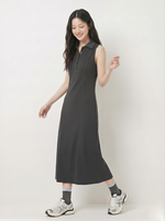 襟付き・ボタン前立て スリムフィット ミモレ丈 ノースリーブワンピース