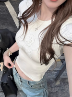 立体リボンアップリケ付き ショート丈 スリムフィット 半袖Tシャツ