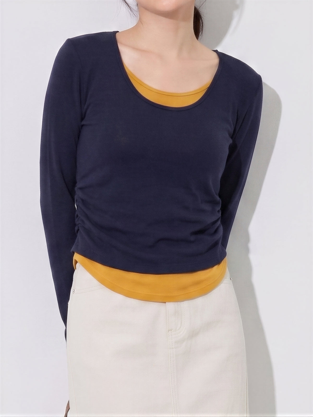 S~XL レイヤード風 クルーネック スリムフィット フェイクツーピース 長袖Tシャツ