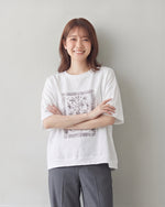 ゆったりドロップショルダー フラワープリントTシャツ