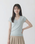 レースVネック スリムフィット 半袖Tシャツ