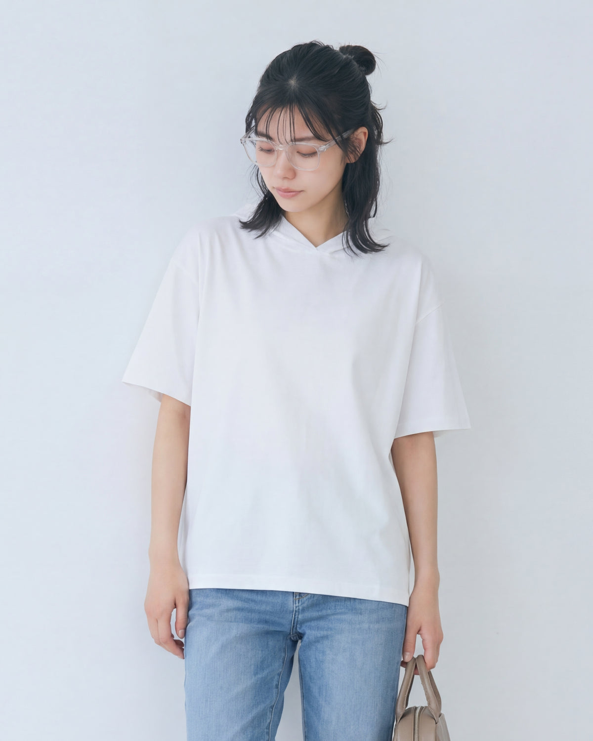 ゆったりドロップショルダー 無地 半袖フーディーTシャツ