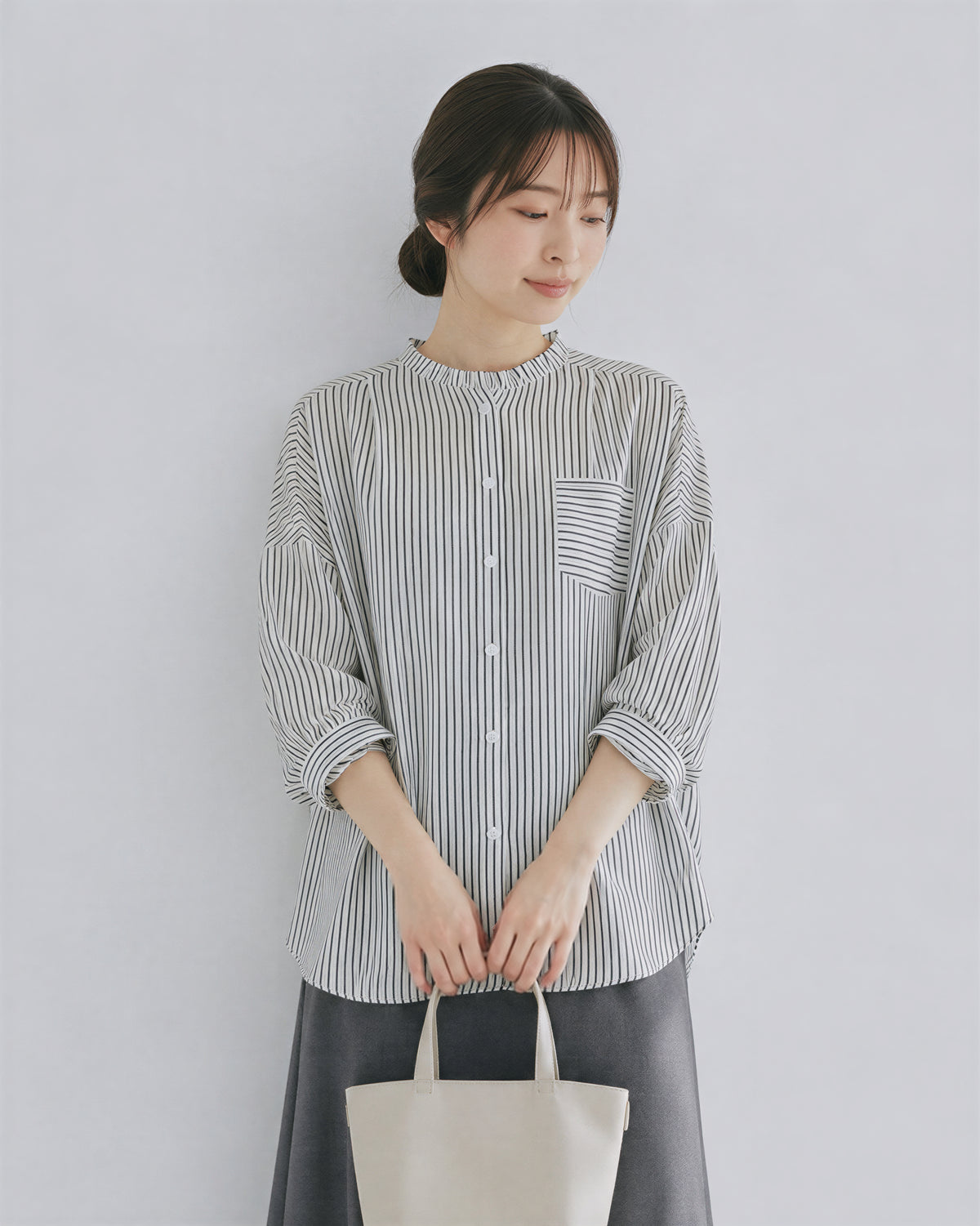 フリルスタンドカラーストライプシャツ-ホワイト-2XL