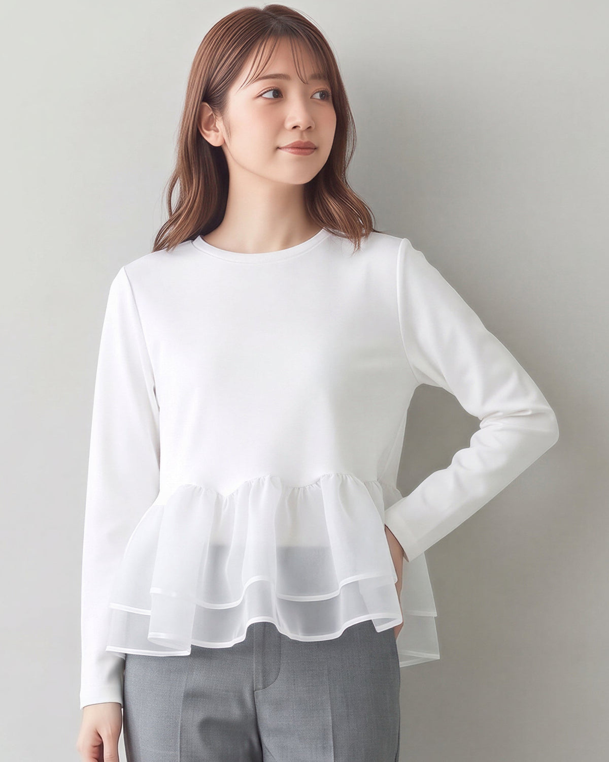 3色展開｜チュール切替・フリルヘム長袖Tシャツ