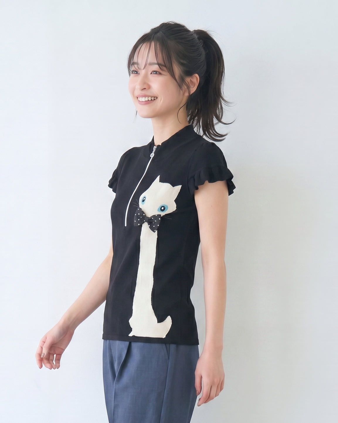 ハーフジップ スタンドカラー フリル袖 猫モチーフ 半袖Tシャツ