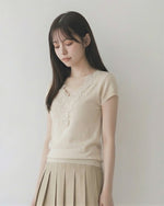 レースVネック スリムフィット 半袖Tシャツ