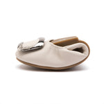 【全4色】メタルバックル付き ソフト牛革 レディース 浅履きフラットシューズ