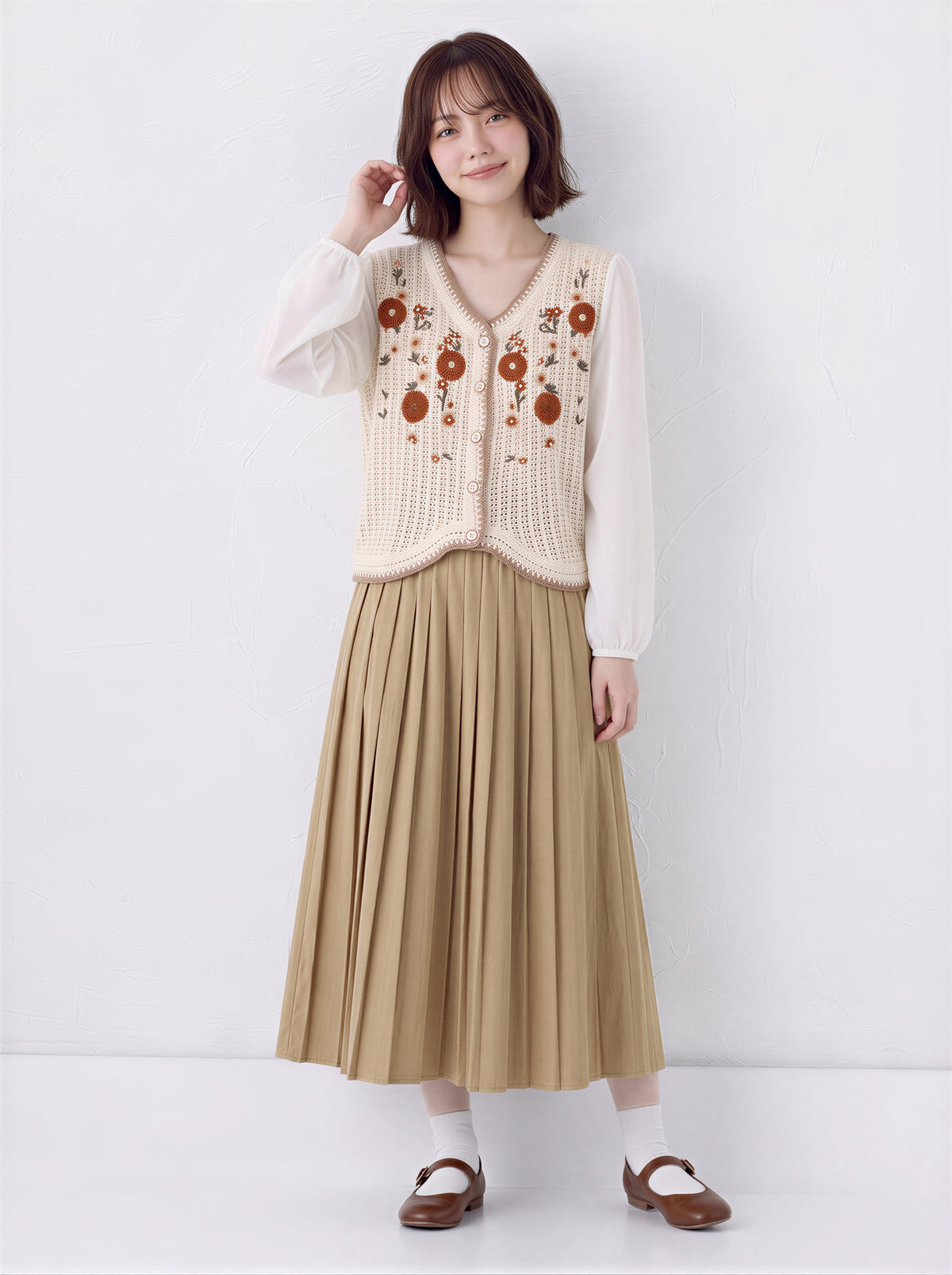 花刺繍入り スカラップヘム ニットカーディガン