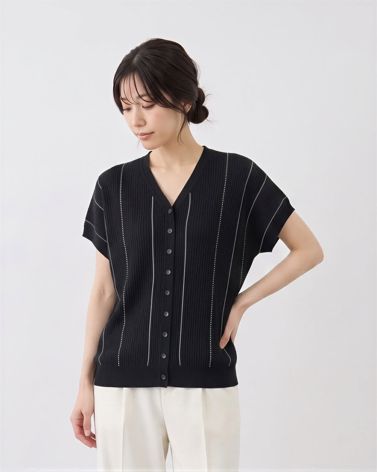Vネック 縦ライン ゆったりカーディガン-ブラック-XL