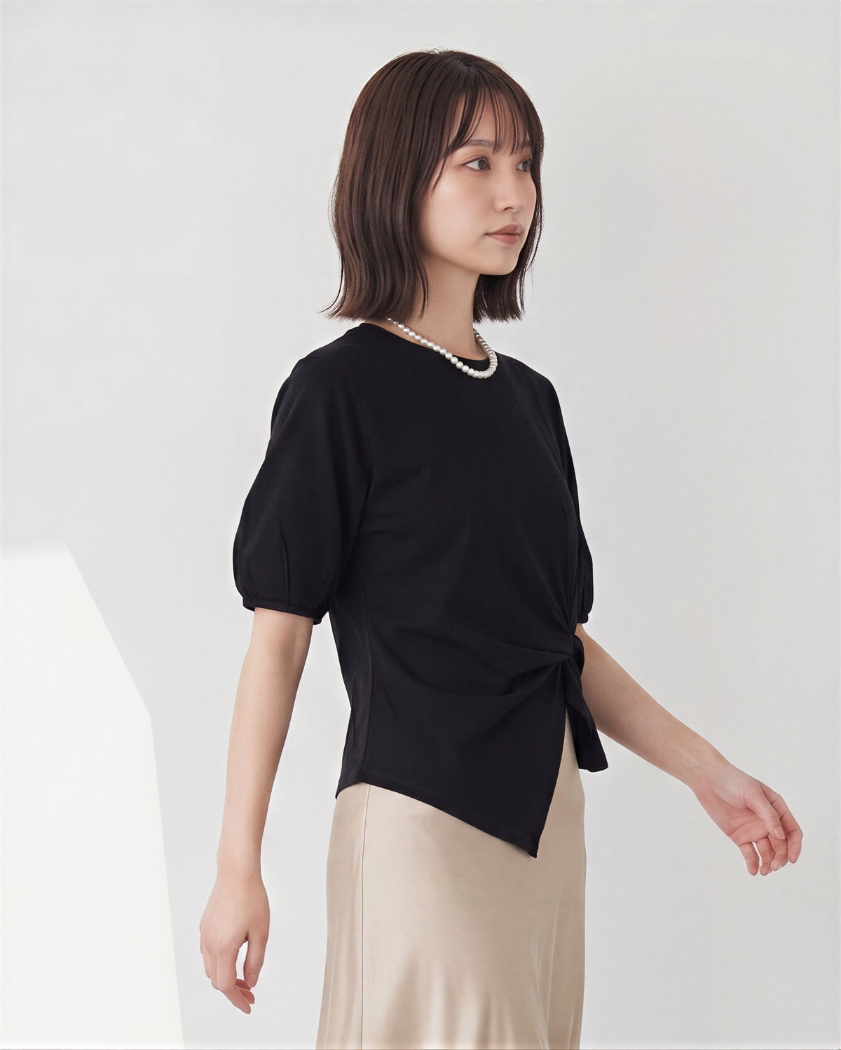 ツイストデザイン 不規則ヘム パフスリーブ 半袖Tシャツ