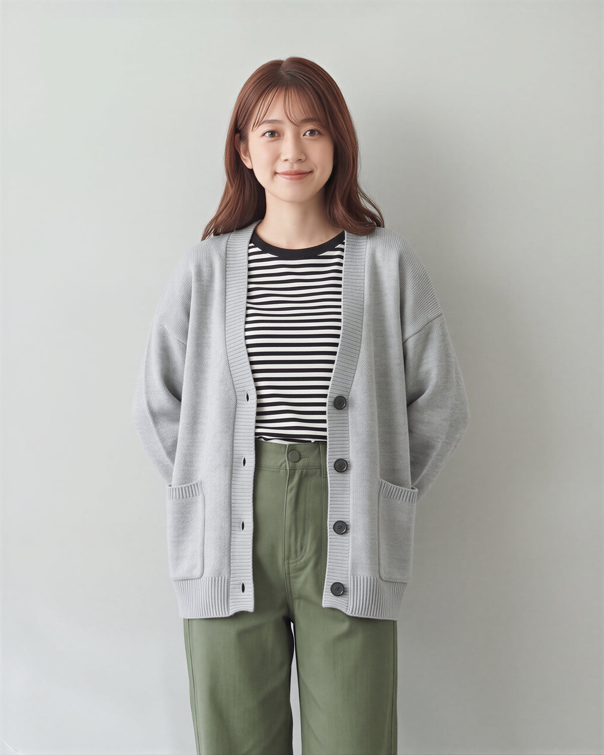 ゆったりドロップショルダー 大きめポケット ニットカーディガン
