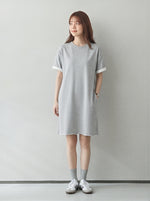 ゆったりストレート ロールアップスリーブ Tシャツワンピース