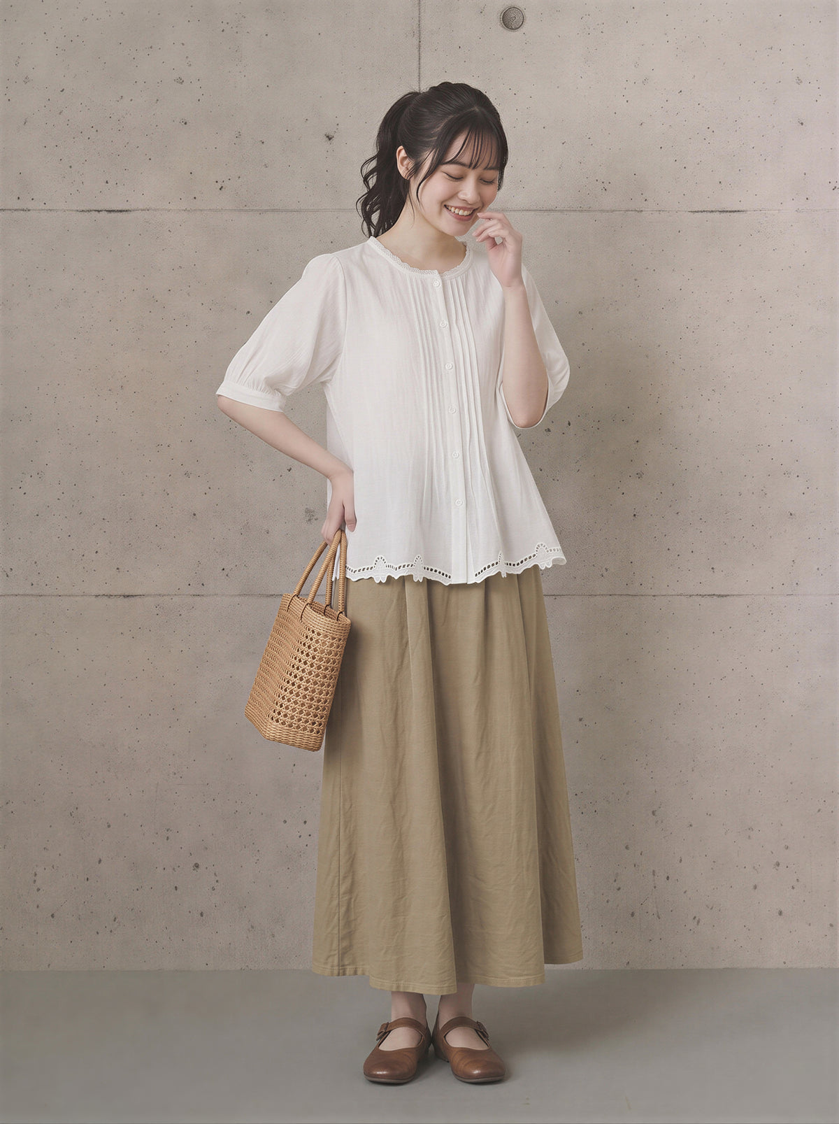 M~2XL レース切り抜き　スタンドカラーボタン留め　ゆったり半袖シャツ