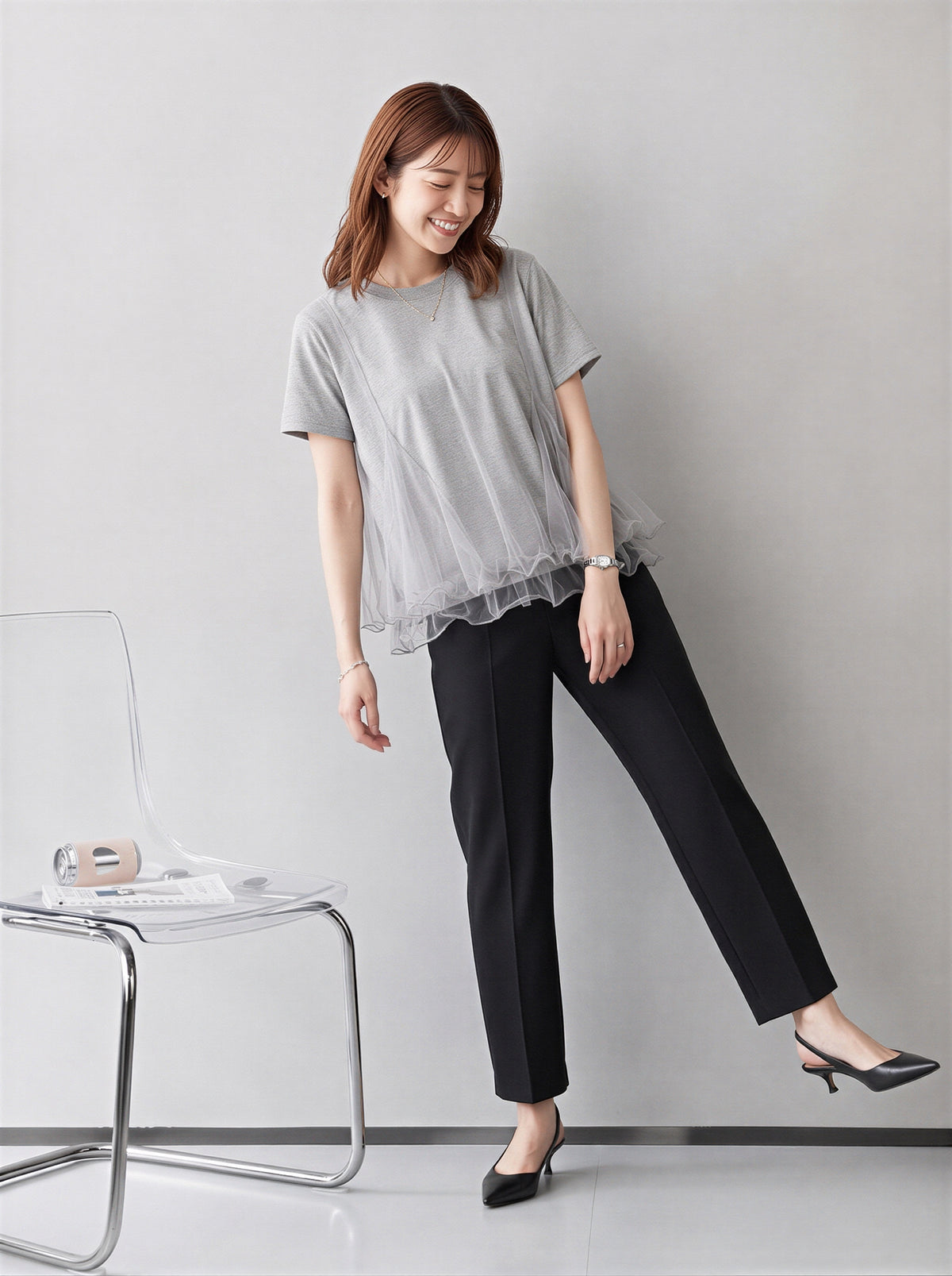 ゆったりラウンドネック チュール切り替えTシャツ