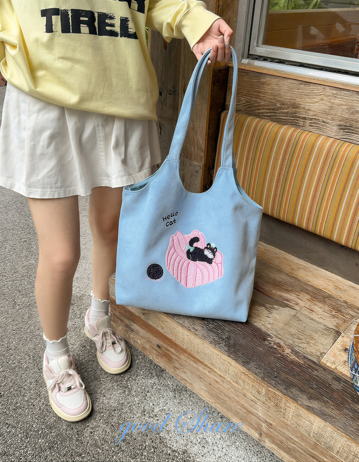 猫アップリケ刺繍 やわらかスエード調 トートバッグ