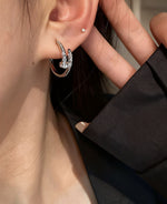 【S925シルバーポスト】きらめくダブルシルバーリングピアス