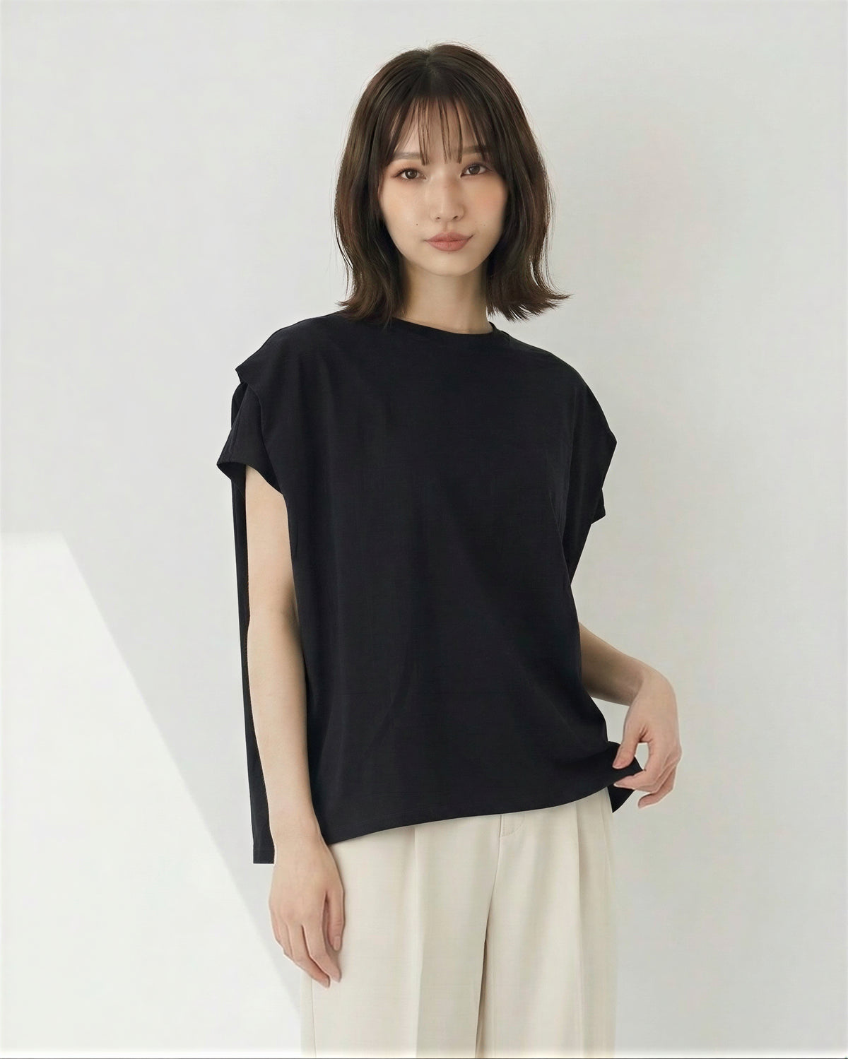 ボーダー柄 ゆったり バットスリーブ クルーネックTシャツ