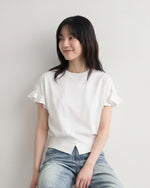 フリルスリーブ ウエストシェイプ ショート丈Tシャツ