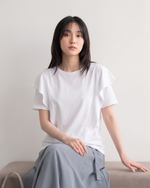 ラウンドネック フリルスリーブ ゆったりTシャツ