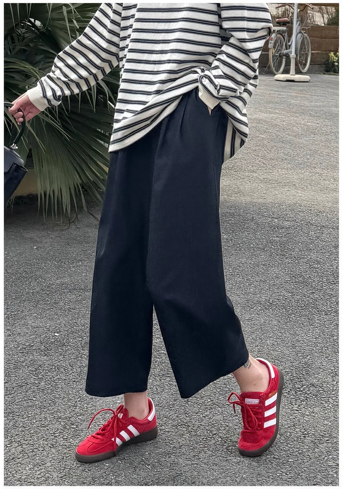 ハイウエストタック入りワイドパンツ
