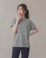ゆったりドロップショルダー ボーダーTシャツ