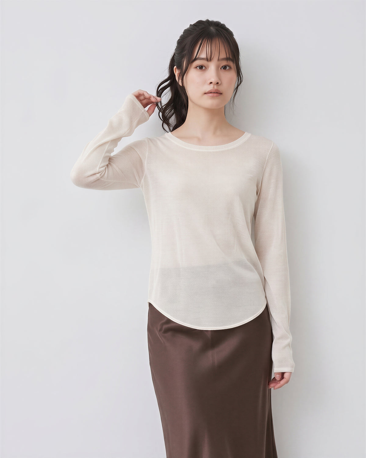 【秋新作】【全2色】S~2XL ラウンドネック スリムフィット インナー 長袖Tシャツ