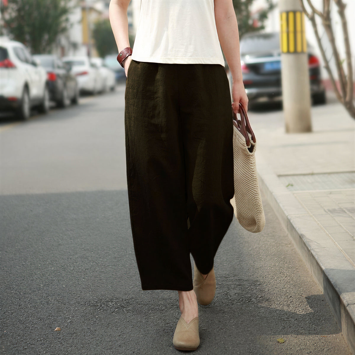 ゆったりストレートハイウエストパンツ-ブラック-4XL