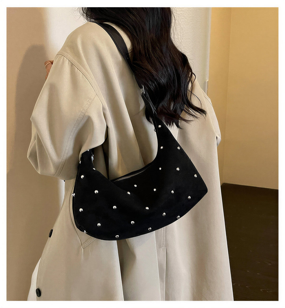 スタッズアクセント 三日月シルエット ワンショルダーバッグ