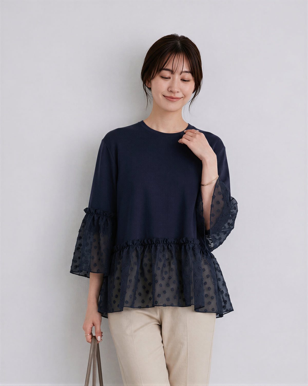 切り替えフリルヘム ドットシアーTシャツ