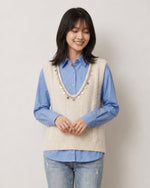 S~XL ビーズ付きVネックフェザリータッチニットベスト