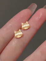 【S999純銀ポスト】やわらか可愛い猫モチーフの光沢ピアス