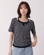 サイドギャザー切り替えネック フェイクレイヤードTシャツ