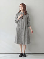 【秋新作】【全2色】M~2XL ゆったりAライン 立体カッティング シャツワンピース