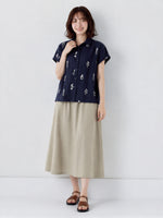 【全2色】M~3XL 小さめラウンドネック 花柄 ゆったり半袖シャツ