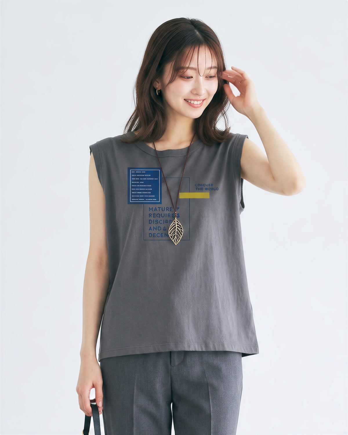 M~5XL ゆったりストレートシルエット プリントノースリーブタンクトップ