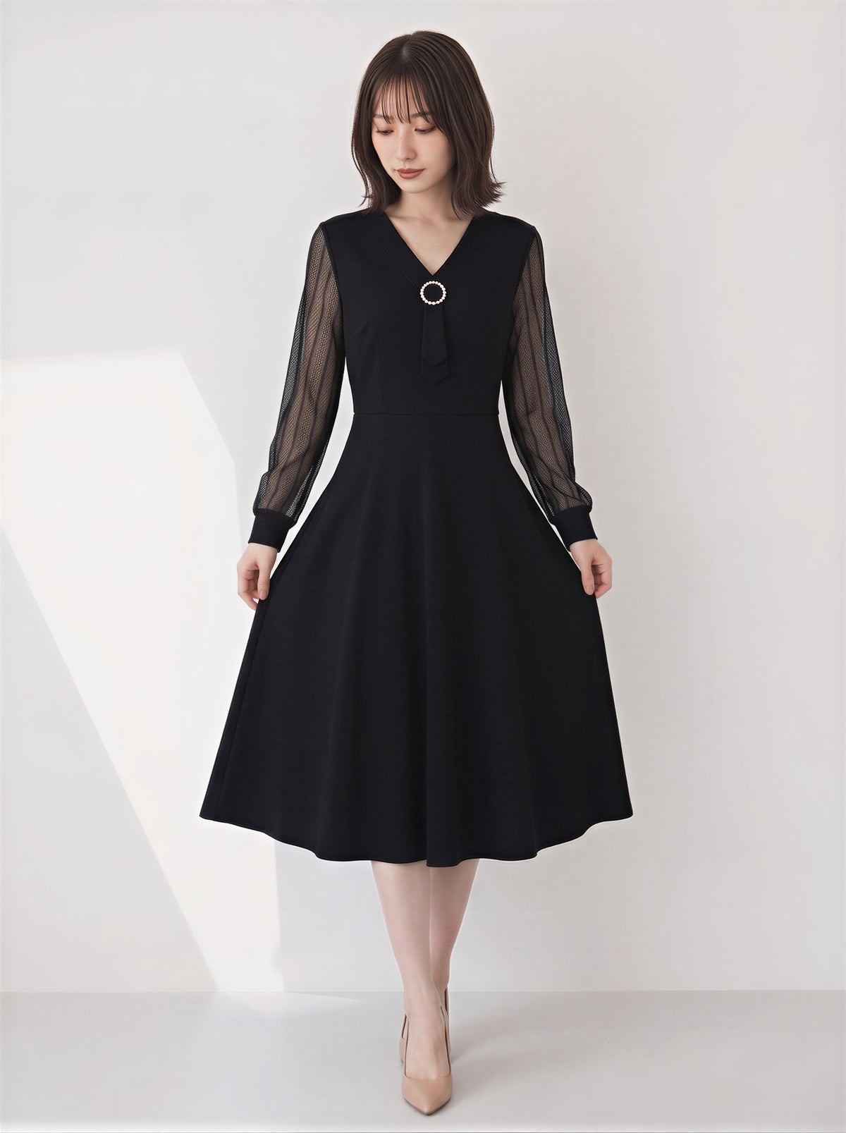 Vネック ウエストマーク チュールスリーブ レースワンピース-ブラック-5XL