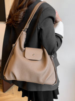 しわ加工 大容量 フラップショルダーバッグ-カーキ-FREE