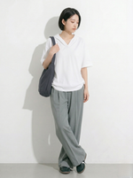ゆったりドロップショルダー 無地 半袖フーディーTシャツ