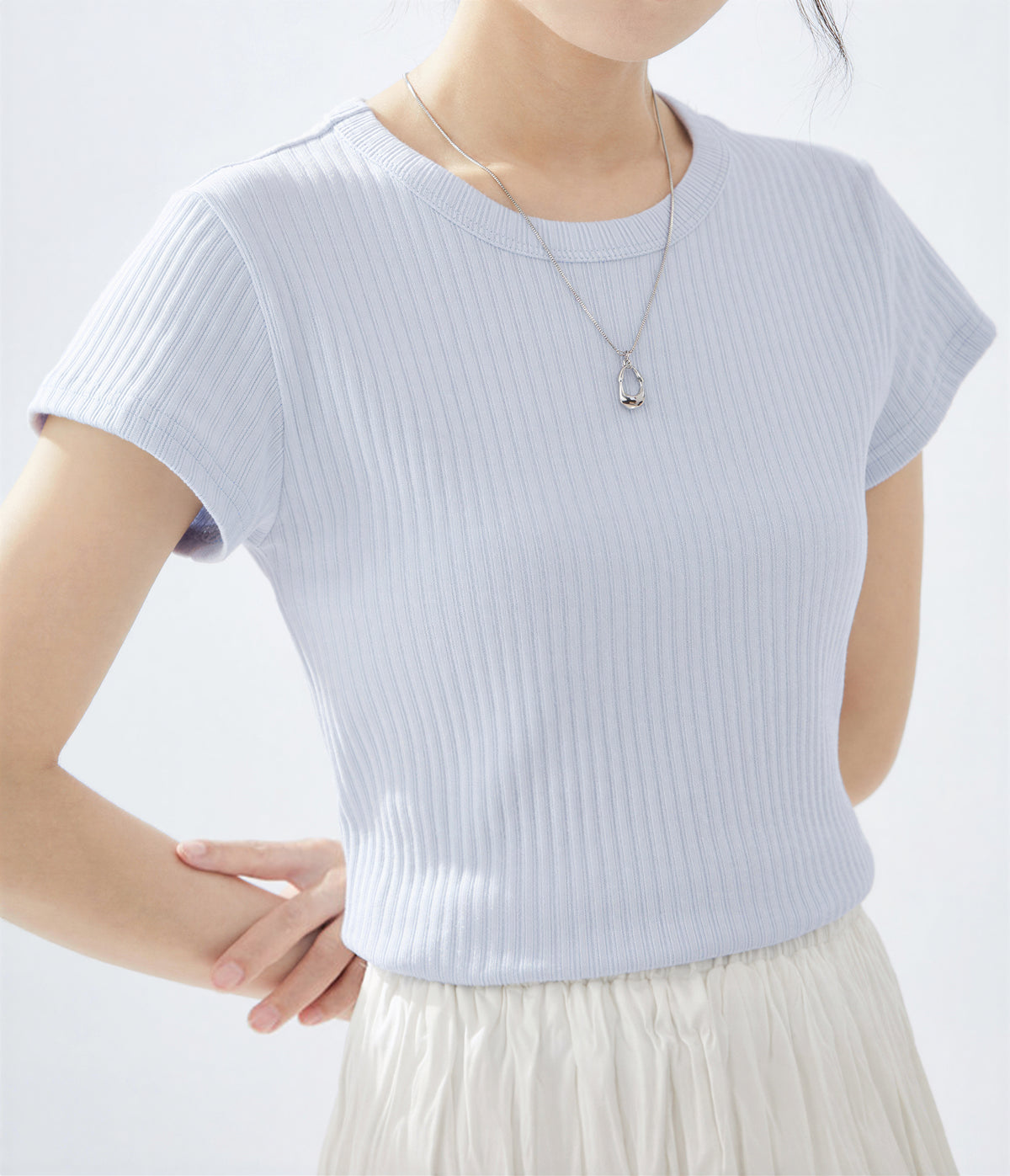 きれいさっぱり！半袖Tシャツクルーネックシックフィットトップス