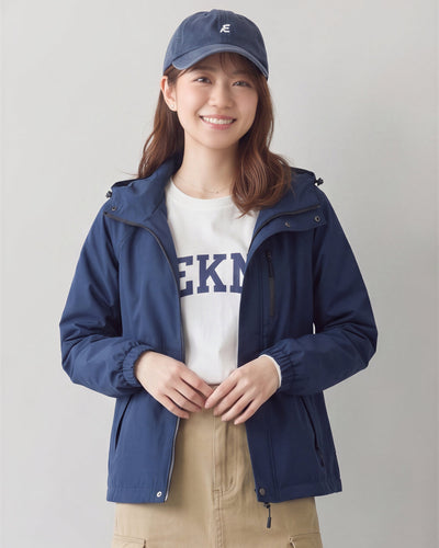 【秋新作】【全2色】S~2XL フード付きショート丈 立体裁断マウンテンパーカー