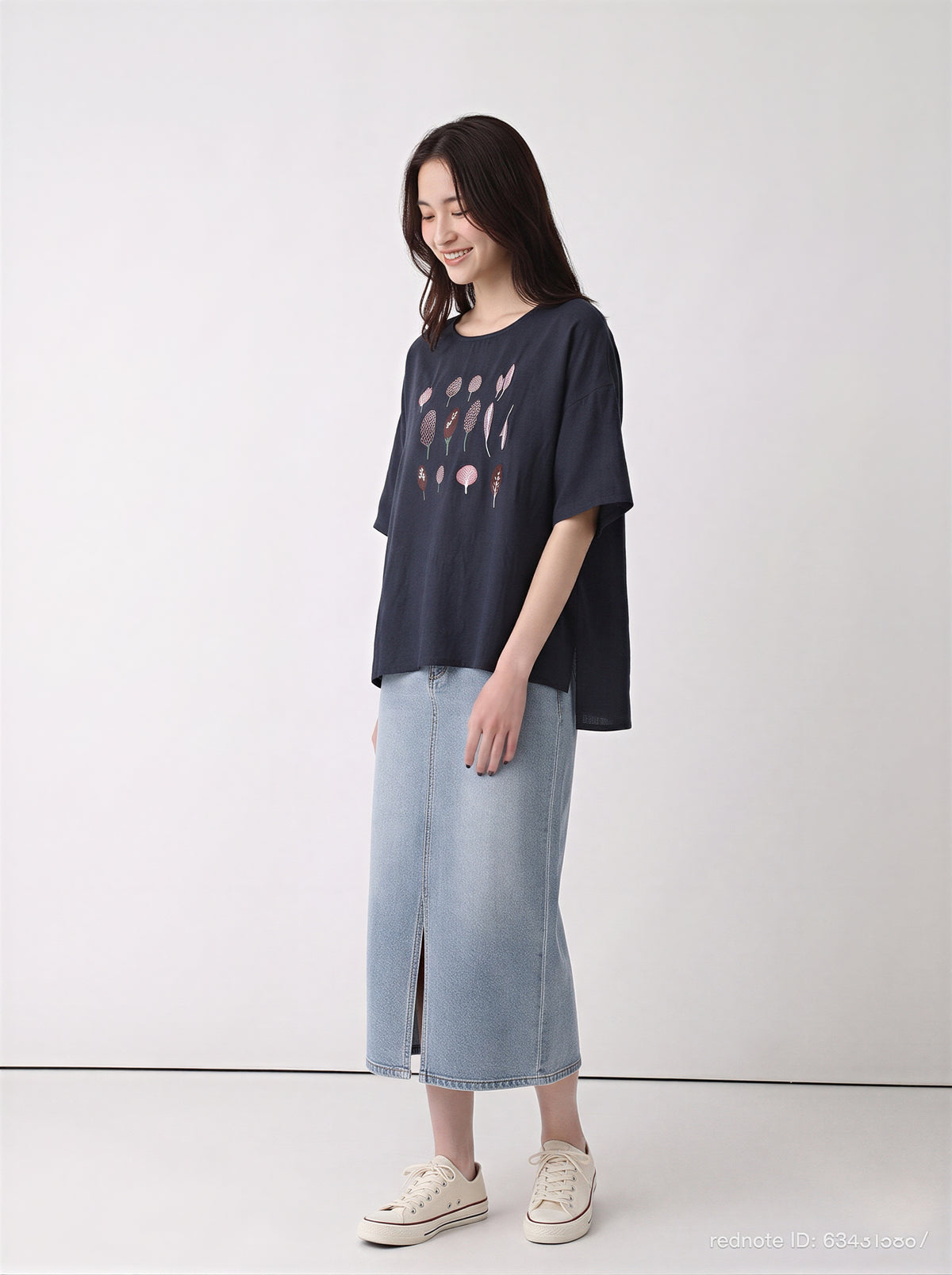 【全3色】M~2XL 刺繍デザイン ゆったり クルーネックTシャツ