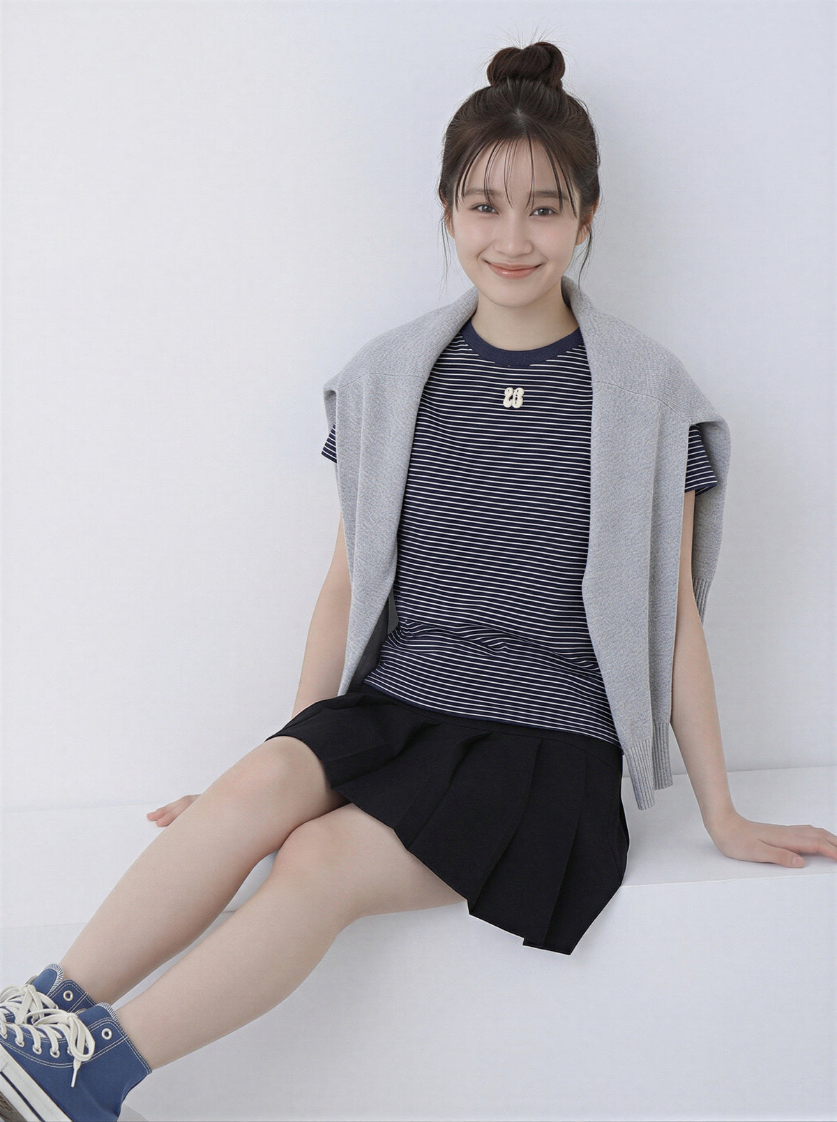 細ボーダー クルーネック スリムフィット 半袖Tシャツ