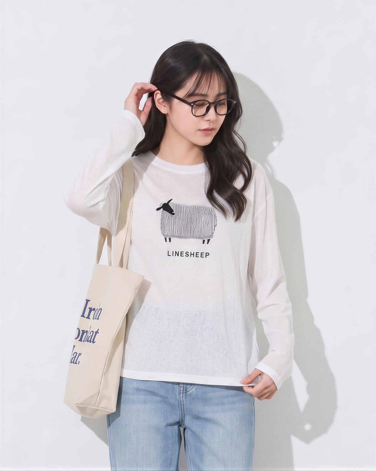 【秋新作】ラウンドネック ラグラン風プリント長袖Tシャツ