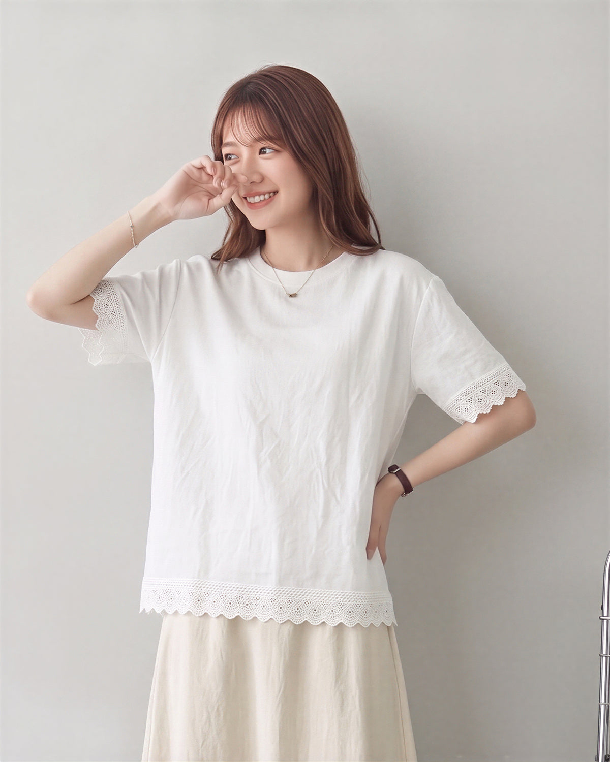 M-2XL カットワークレース ラウンドネック 半袖Tシャツ